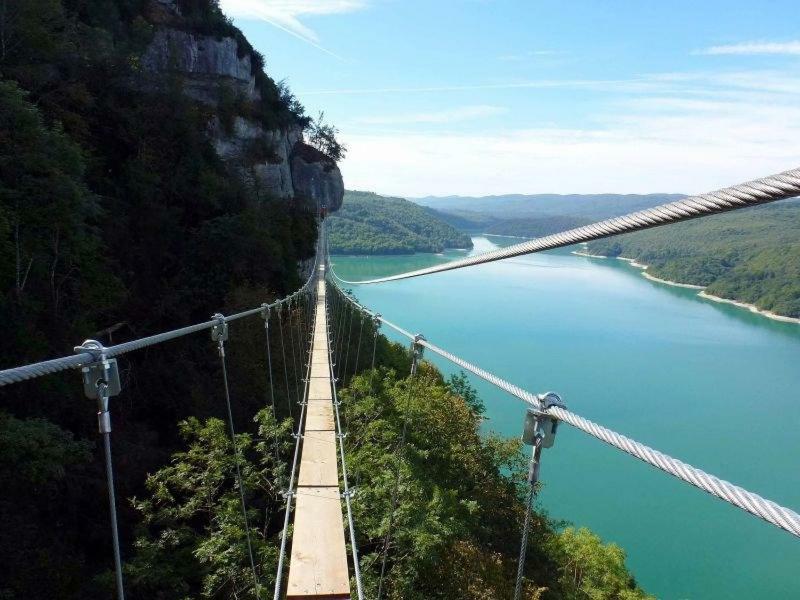 Entre Lacs Et Montagnes , Maison Individuelle,Lits Prepares, Parking Et Menage Inclus Baresia-sur-l'Ain Экстерьер фото